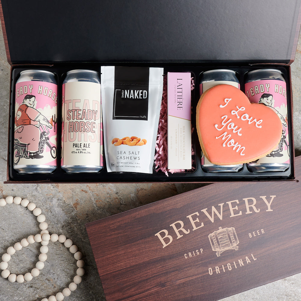 Snacks & Craft Beer Gift Basket for Mom – how the gift is presented