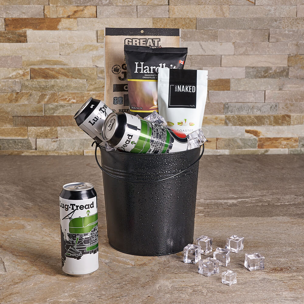 Beer Gift in Black Metal Pail – how the gift is presented