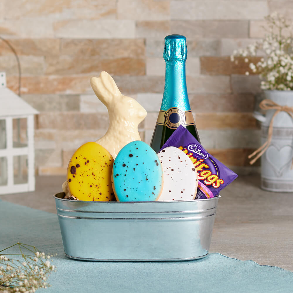 Festive Sparkling Wine Gift with Cadbury Easter Treats – how the gift is presented