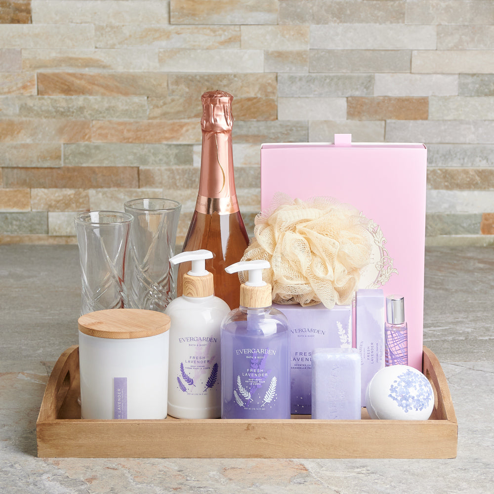 Lavish Sparkling Wine and Truffles Gift Basket – how the gift is presented