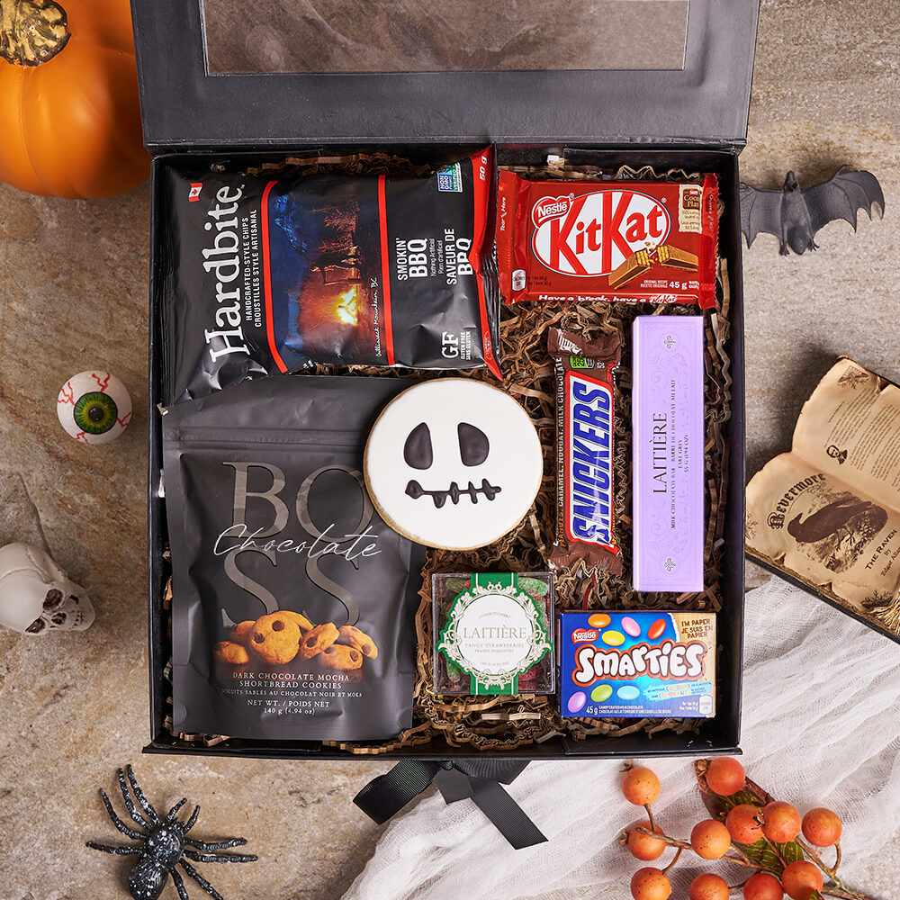 Halloween Assorted Sweets Box – how the gift is presented