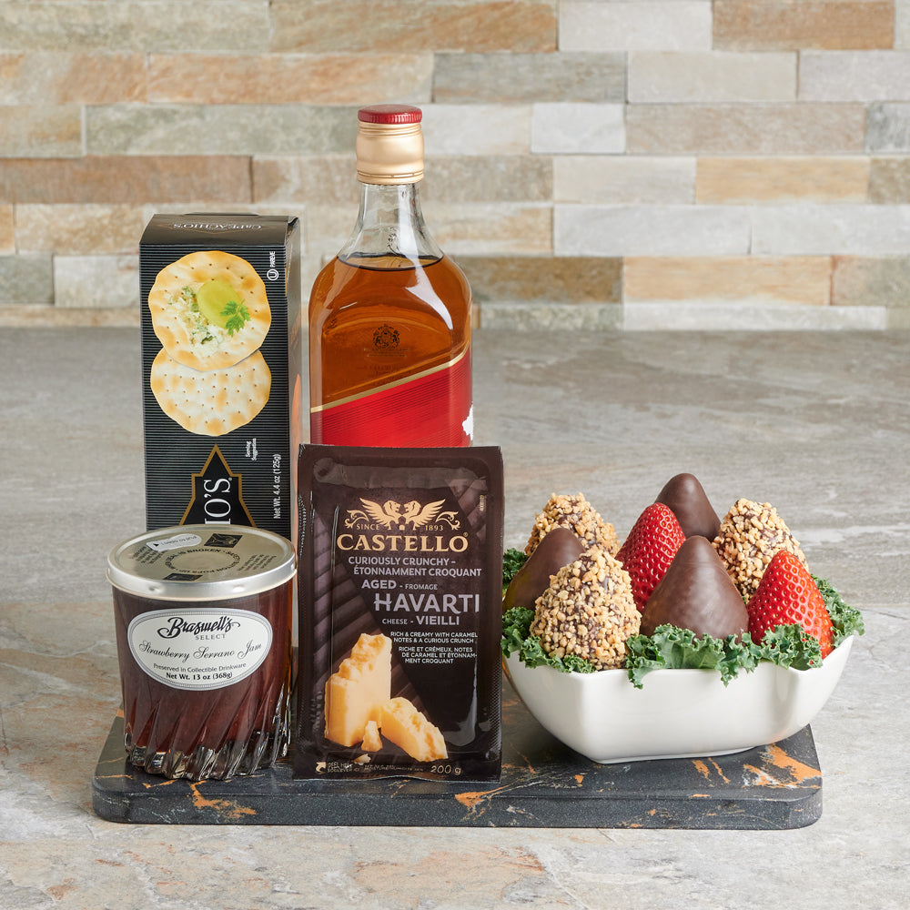 Liquor Basket with Aged Havarti – how the gift is presented