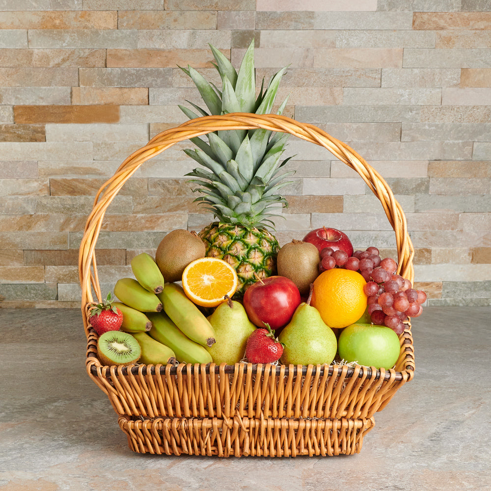 Classic Fresh Fruit Wicker Basket – how the gift is presented