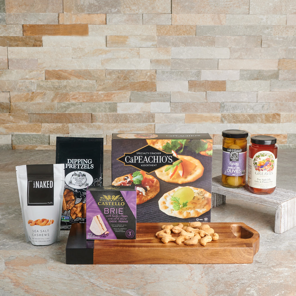 Acacia Wood Snack Gift Set – how the gift is presented