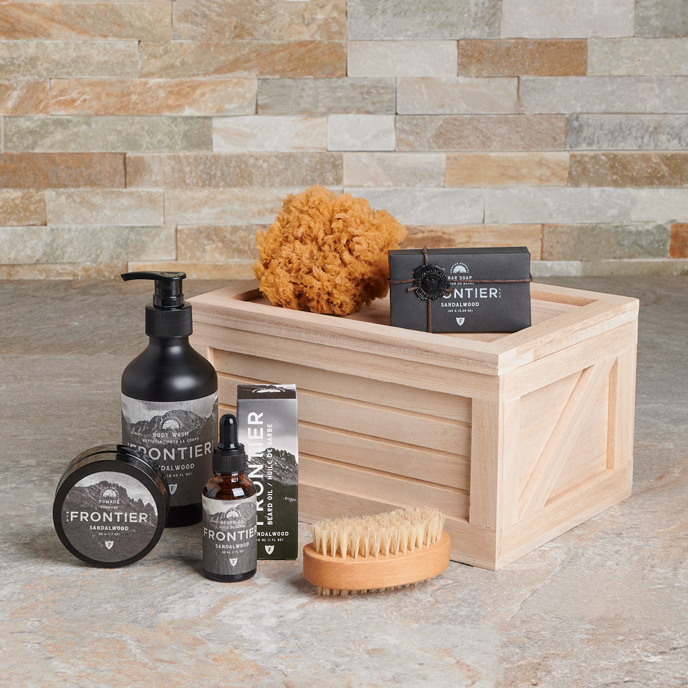Men's Spa Care Gift Basket – how the gift is presented