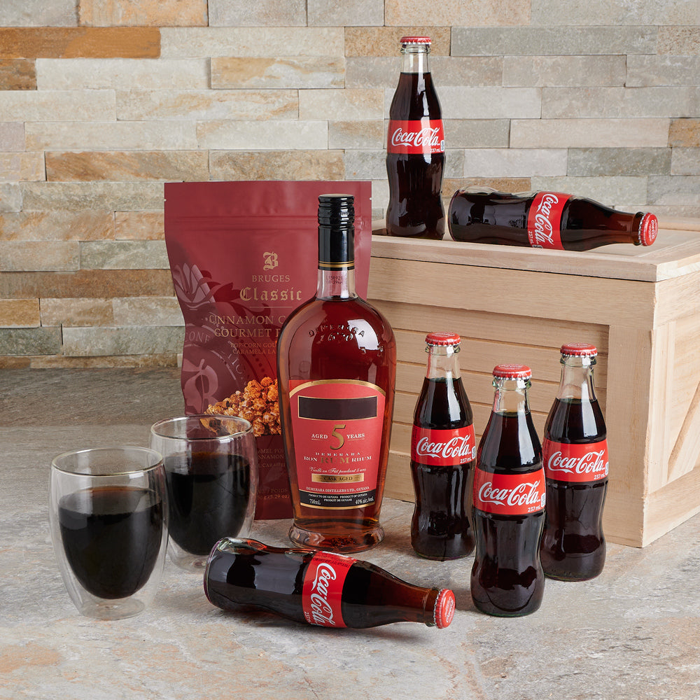 Liquor and Popcorn Gift Basket – how the gift is presented