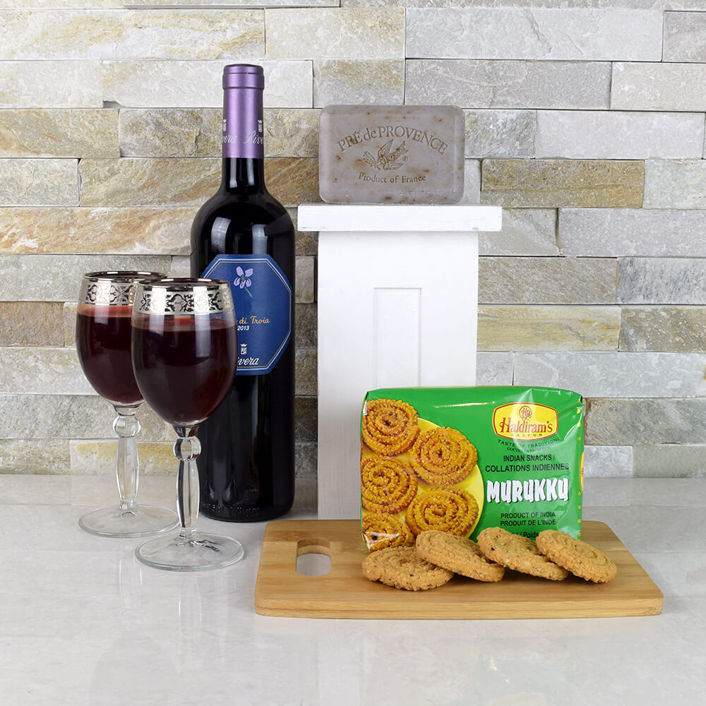 Diwali Wine with Murukku and Bamboo – how the gift is presented
