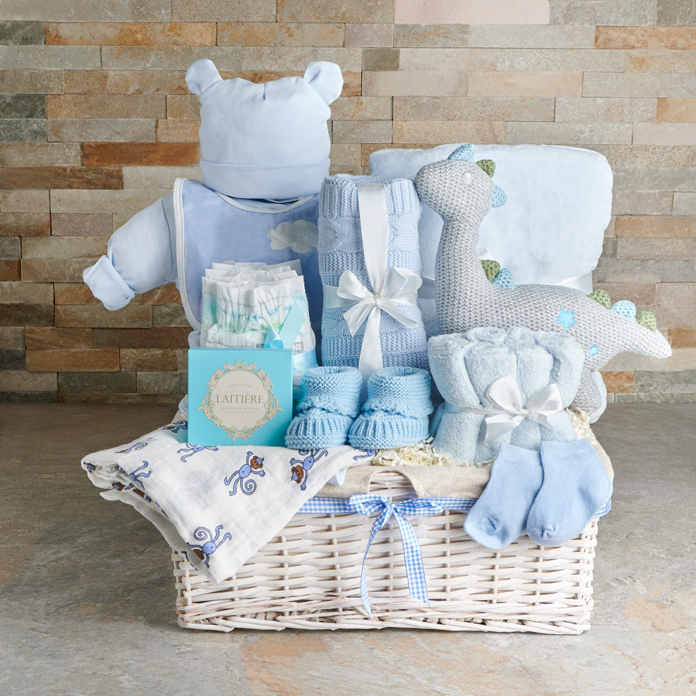 Blue Knit Baby Gift Basket – how the gift is presented