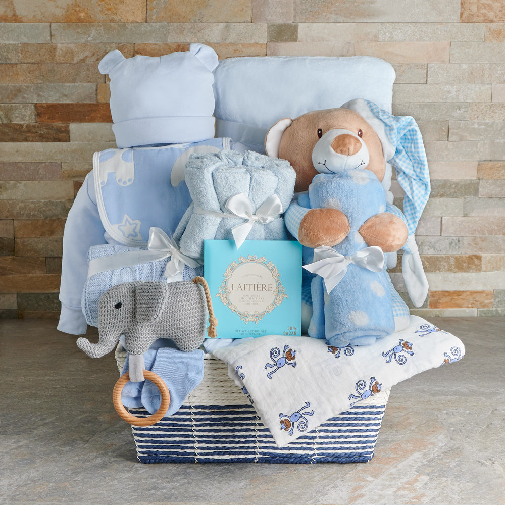 Baby Boy Gift Basket with Blankets – how the gift is presented
