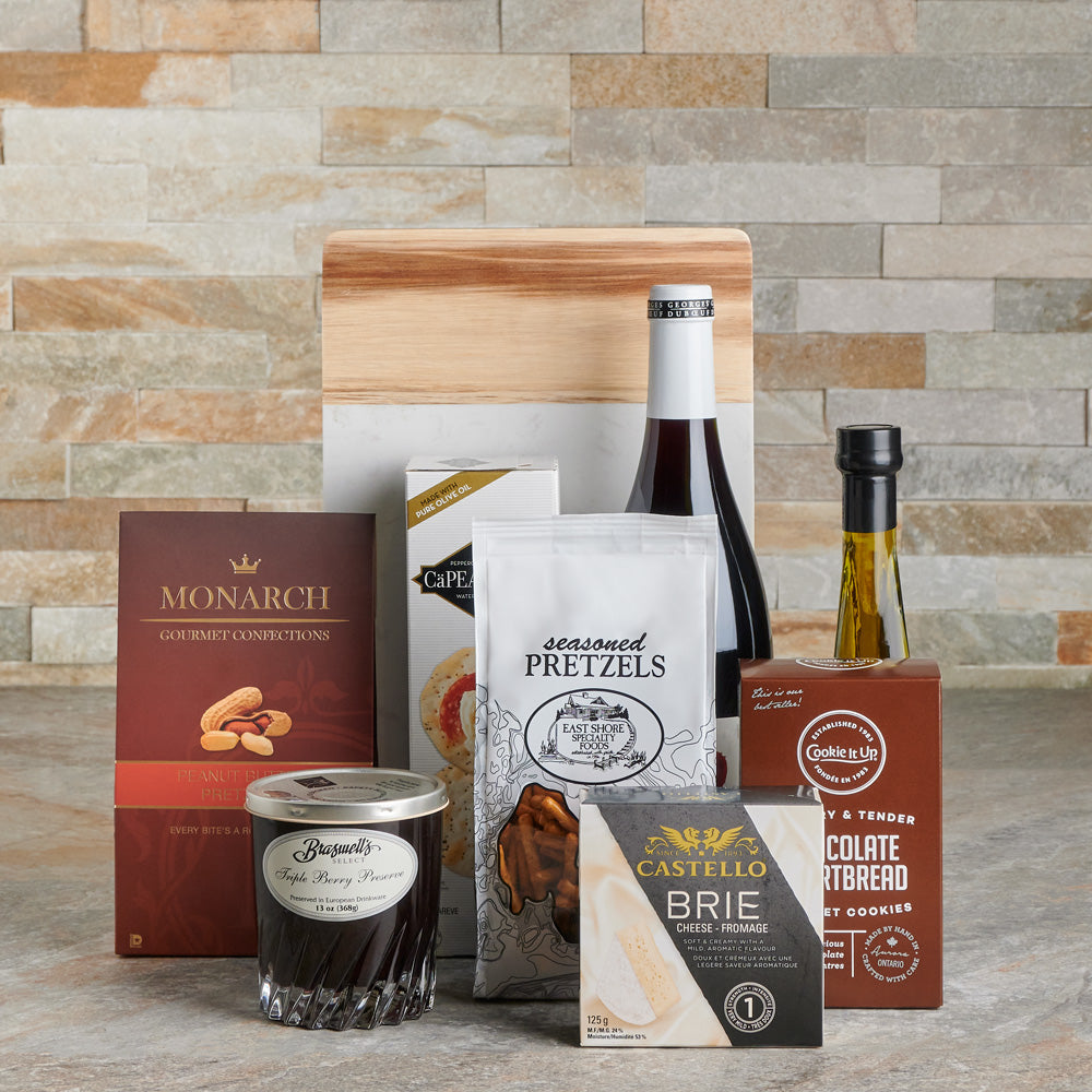 Signature Wine with Brie Basket – how the gift is presented