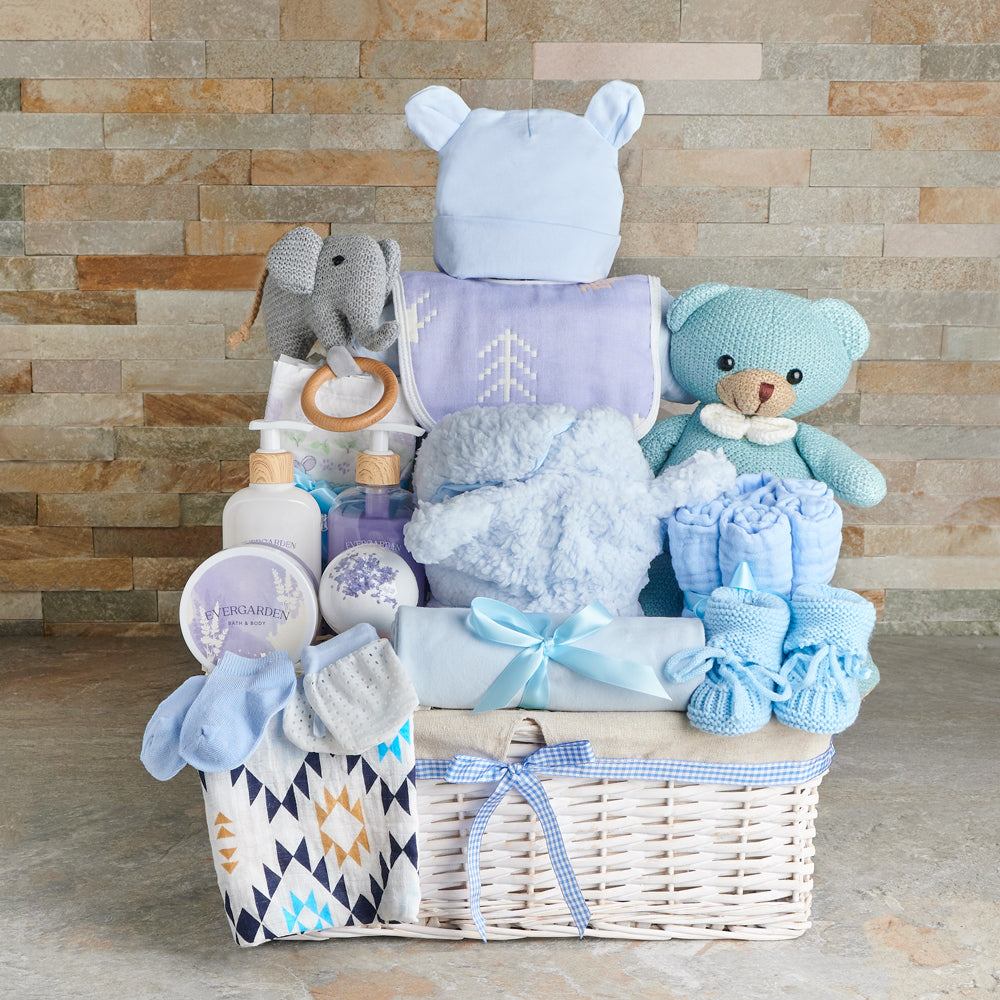 Baby Knit Bear Gift Basket – how the gift is presented