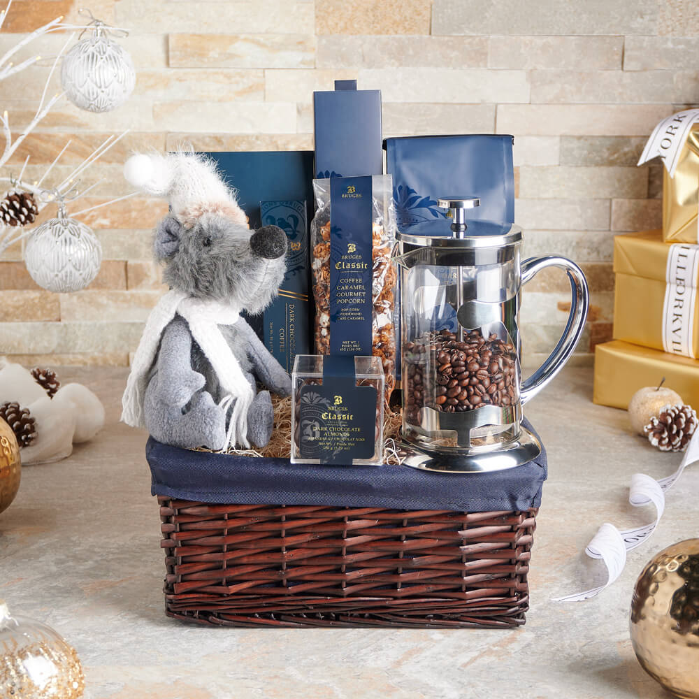 Holiday Wicker Basket with Coffee Caramel Popcorn and Chocolates – how the gift is presented
