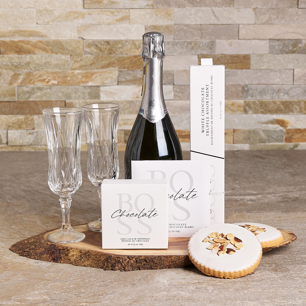 Sparkling Wine and Dessert Gift – how the gift is presented