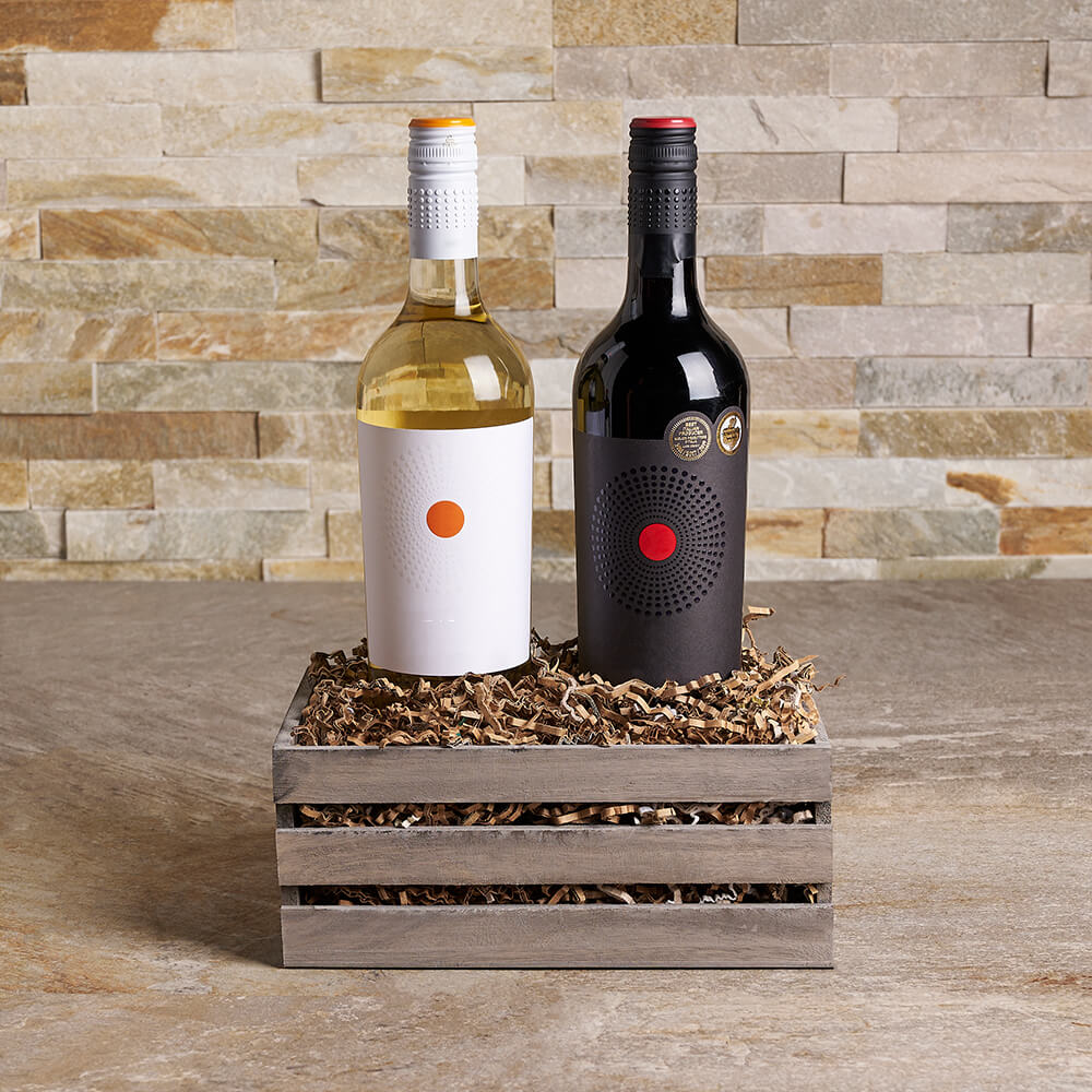 Wooden Crate with Two Wines – how the gift is presented