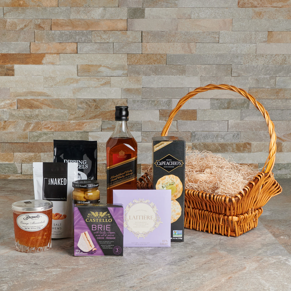 Whiskey and Treats Wicker Basket – how the gift is presented