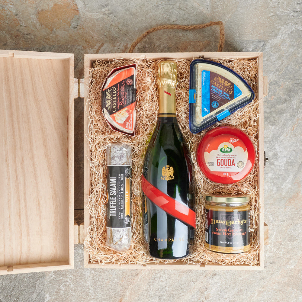The Rosemere Snack Basket, Champagne Gift Baskets, Champagne Gift Crates, Gourmet Gift Baskets, Gourmet Gift Crates, Cheese Gift Baskets