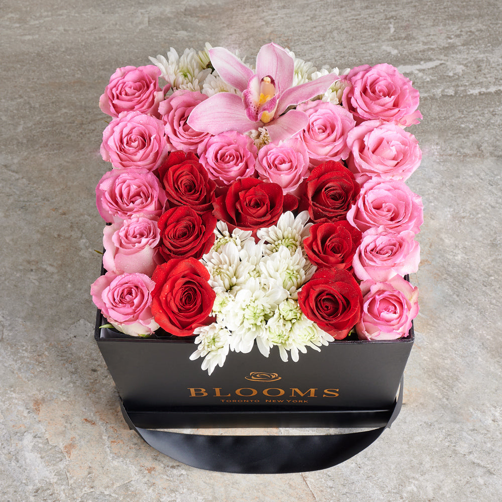 Mother's Day Roses in Black Box – how the gift is presented