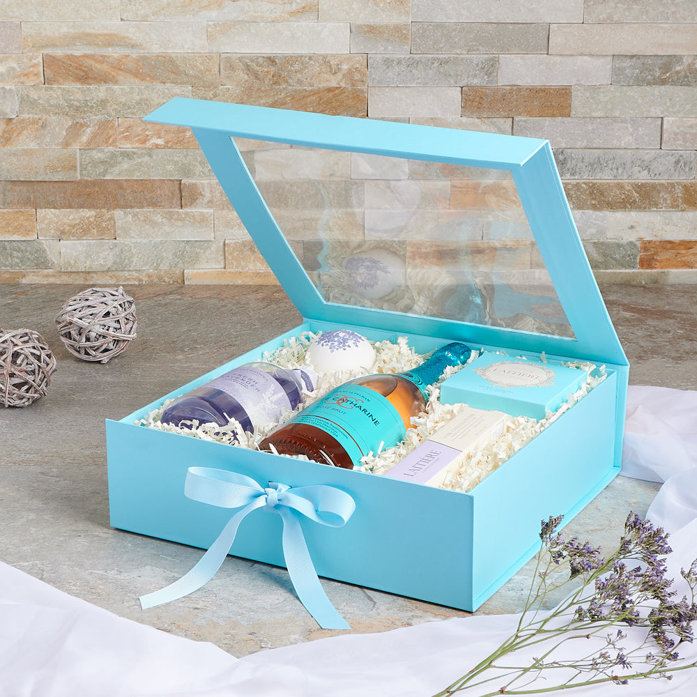 Mother's Day Sparkling Wine Pamper Basket – how the gift is presented