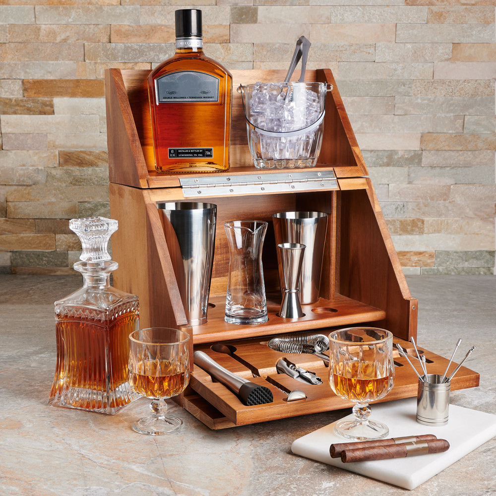 The Table Top Bar Gift, liquor gift, liquor, liquor gift basket, decanter gift, decanter, bar gift, mixed drink gift