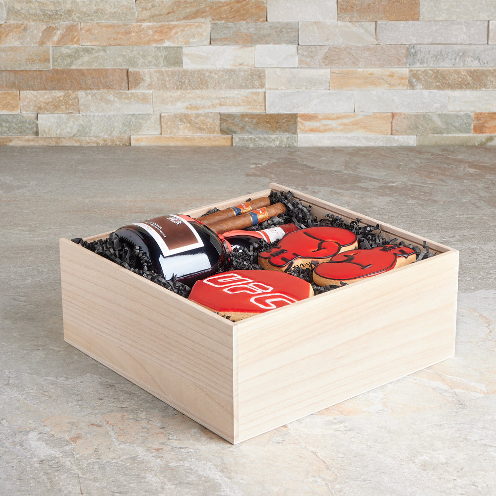 Liquor and Boxing Cookies Gift Box – how the gift is presented