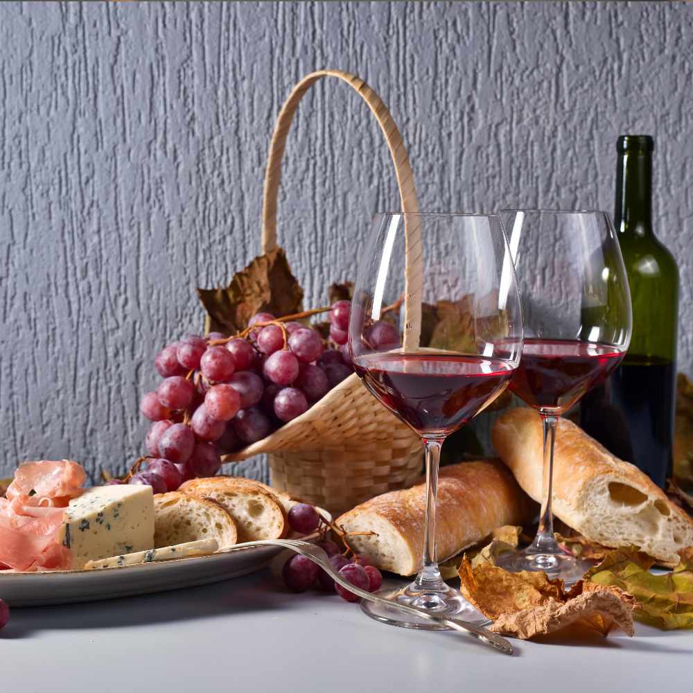 Glendale Gift Delivery - Wine Gift Baskets, Wine, Crackers, Nuts, Fruits - Yorkville's Gift Baskets